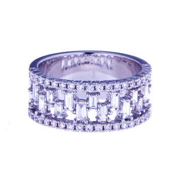 BAGUETTE&ROUND DIAMOND RING