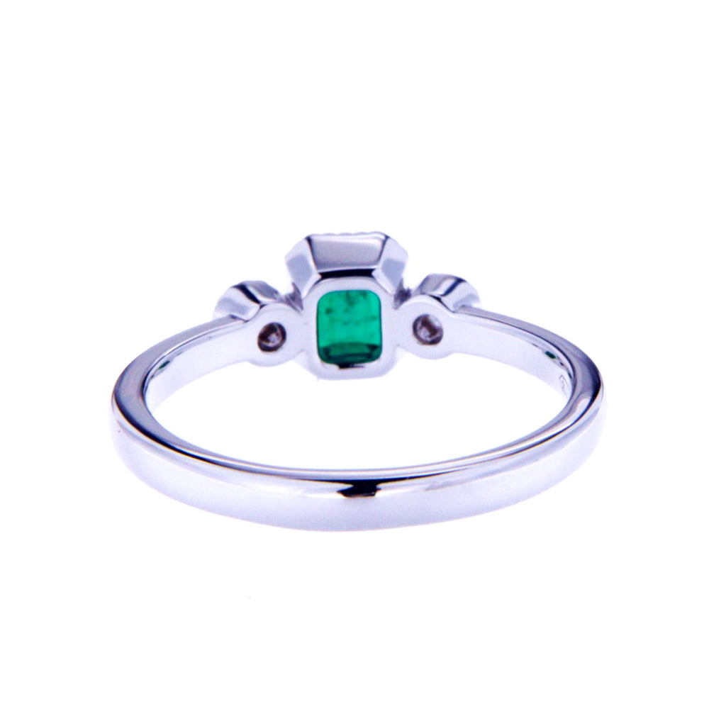 Everyday Classic Emerald RIng