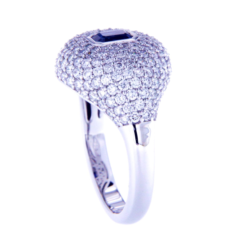 Dazzling Sapphire Set Ring
