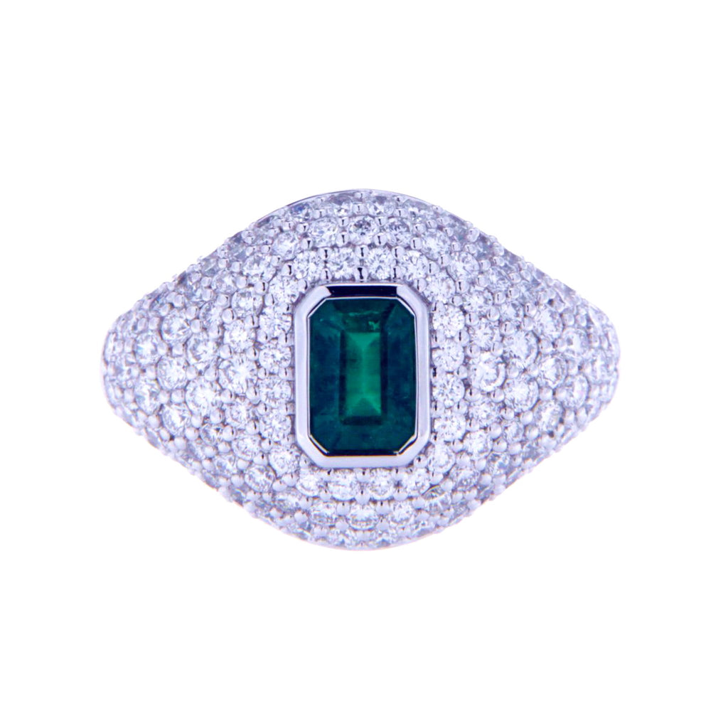Glittering Emerald Set Ring