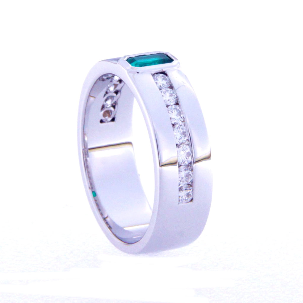 Emerald and Diamond Embedded Band