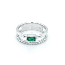 Classic Emerald Dual Ring