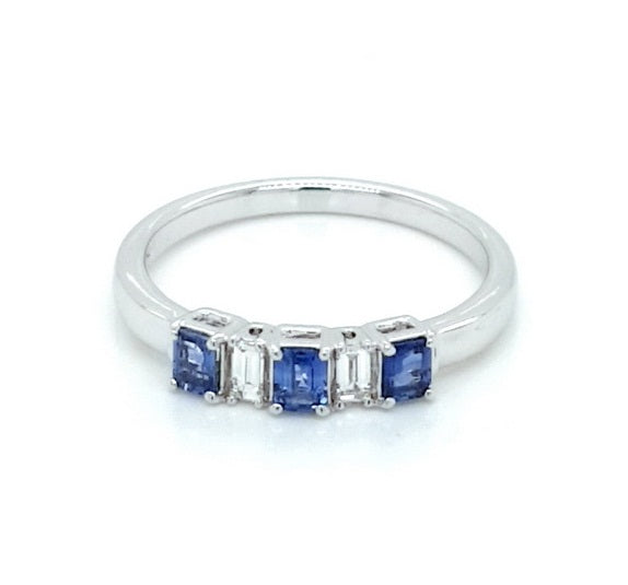 Elegant Tri-Sapphire Ring